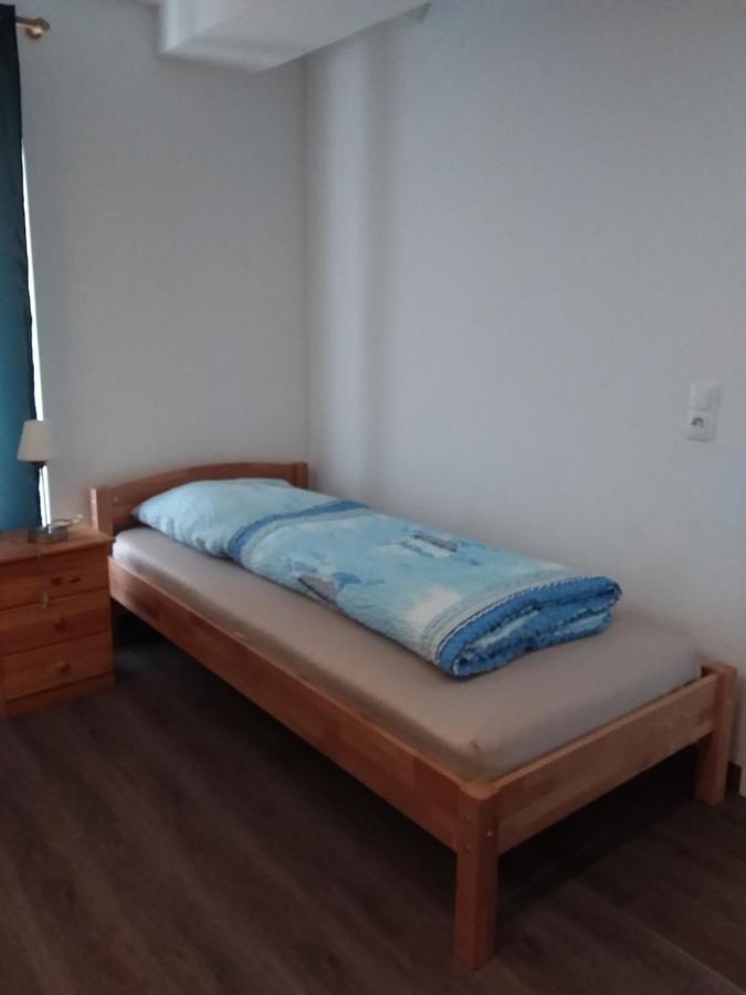 Nguyen Le 3 Schlafzimmer, 7 Bette,Dusche, 2 Wc , Kueche Ab 2 Uebernachtungen Нойкирх Экстерьер фото